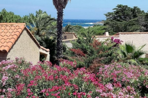 Studio climatisé tout confort à 100 m de la plage
